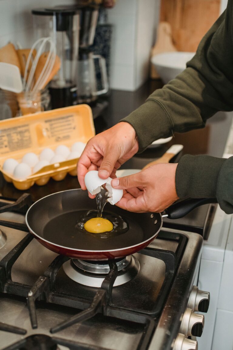Benefits of Eating 2 Eggs Every Morning